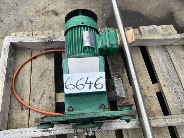 Top mount Liquid Agitator, Lightnin, LQ75